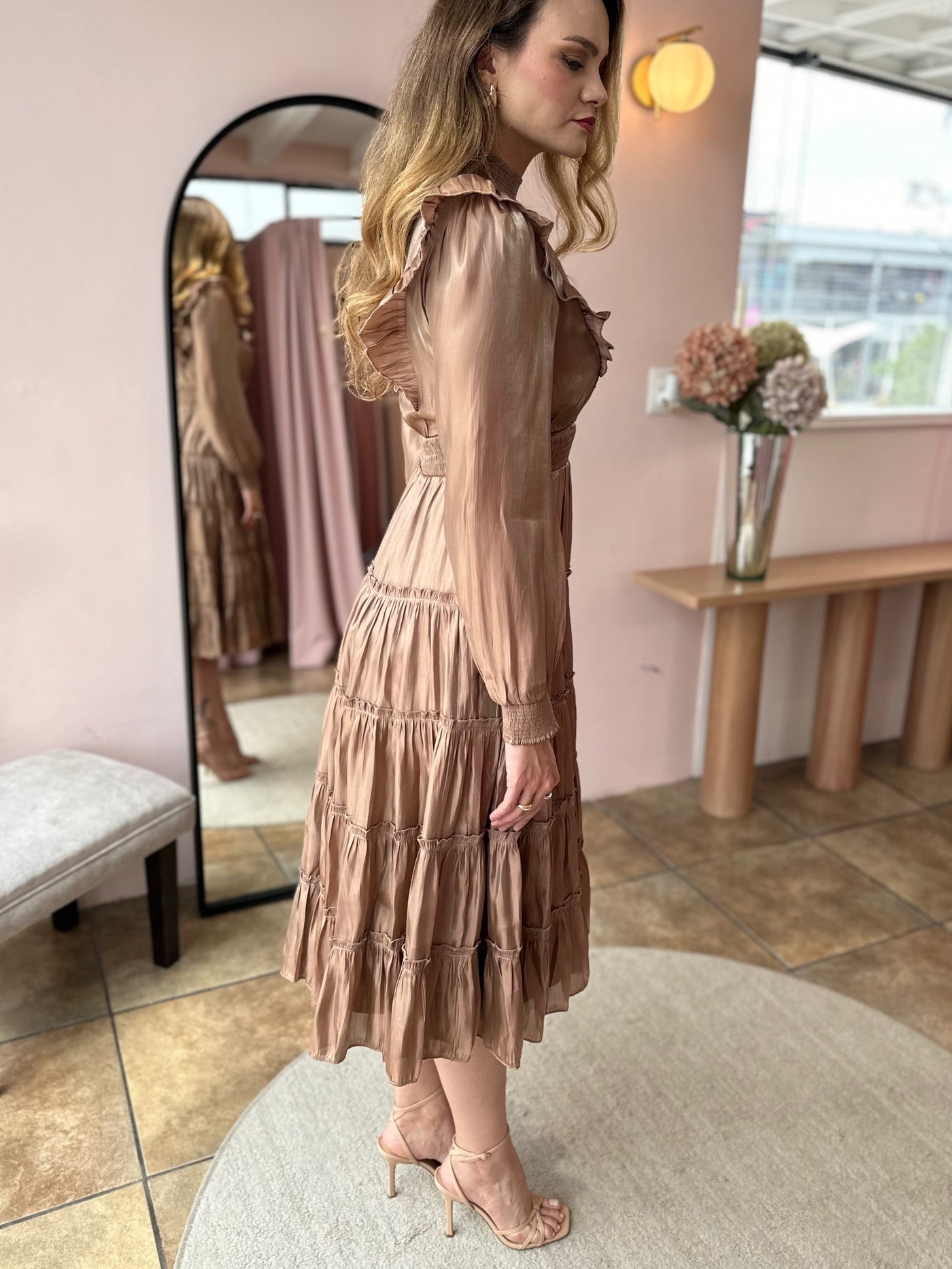 Vestido mocca satinado